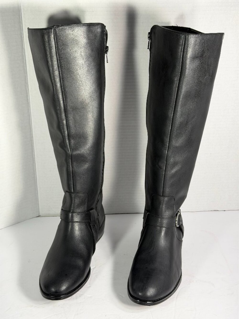 Women's size 7.5 Authentic Ralph Lauren Black leather boots